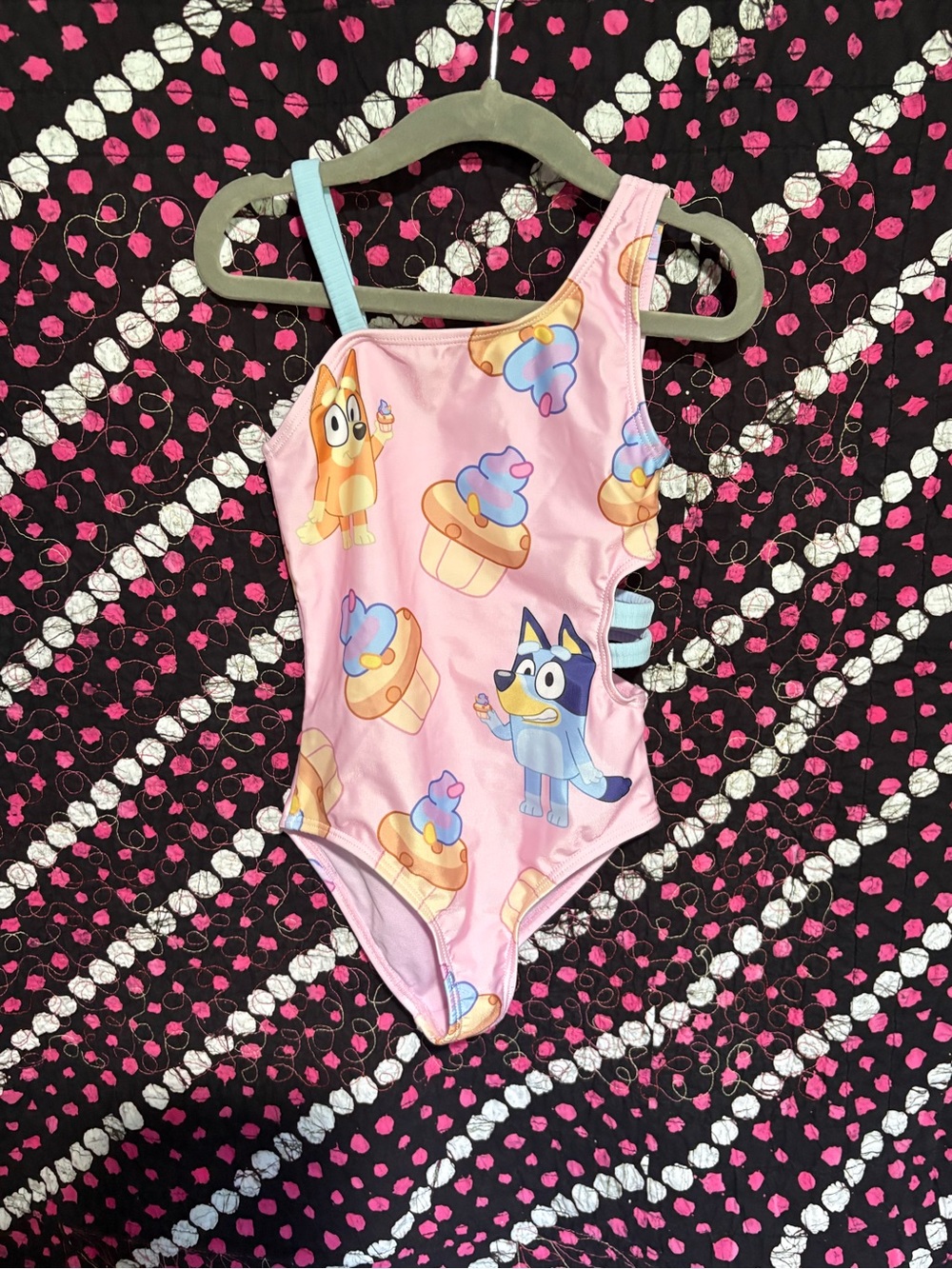 Girls' Pink Cartoon One-Piece Swimsuit with Cupcake Print